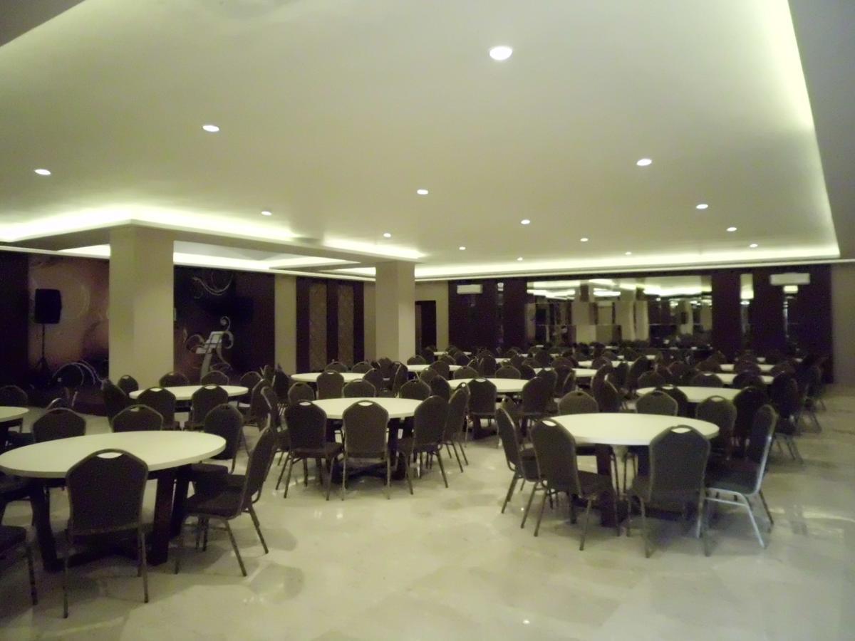 City Hotel Tasikmalaya Extérieur photo