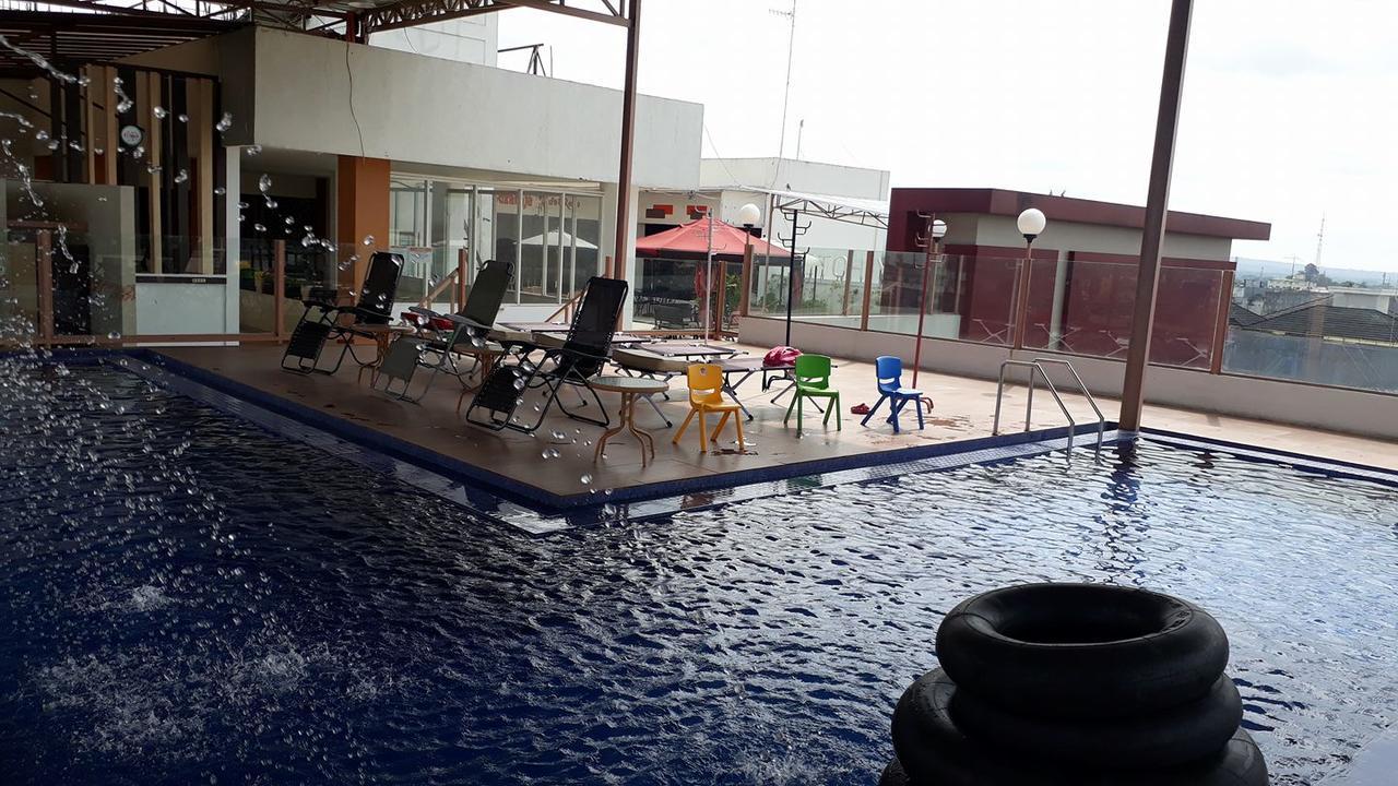 City Hotel Tasikmalaya Extérieur photo