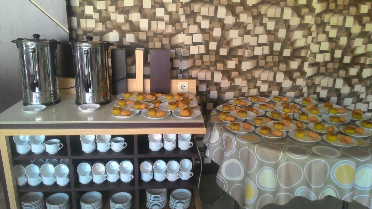 City Hotel Tasikmalaya Extérieur photo